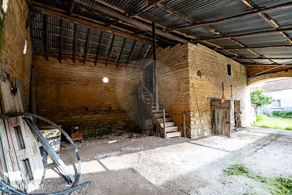 Moradia T3 para venda-28