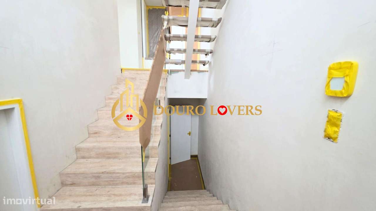 Moradia T4 Nova em Águas Santas - Grande imagem: 4/35