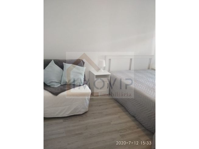 Vende-se T1 totalmente remodelado e mobilado-Monte gordo-11