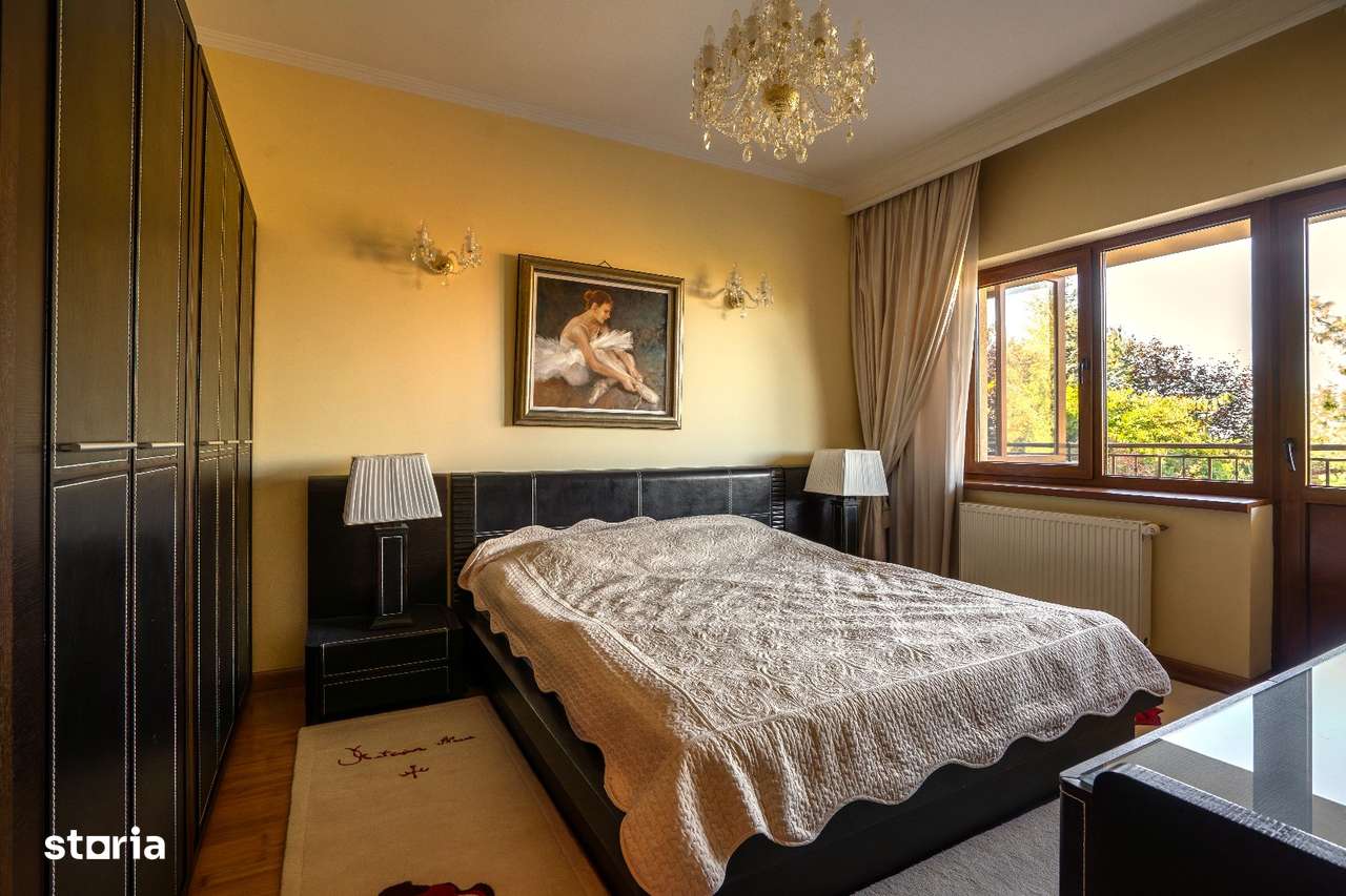 Vilă superbă, 13-17 cam, ponton privat și v. panoramică la Lacul Morii - Imagine principală: 4/20