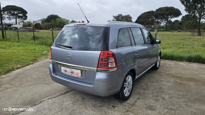 Opel Zafira 1.7 CDTi EcoFLEX - 10