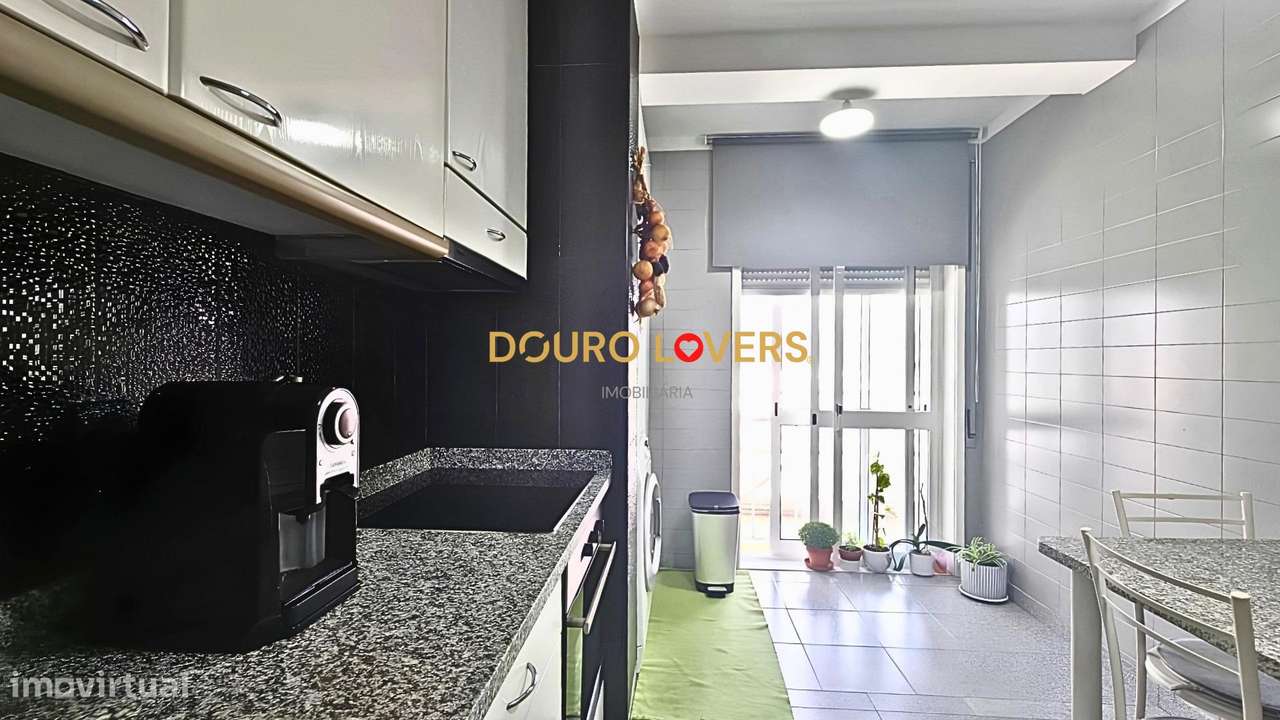 Apartamento T2 em Rio Tinto – Excelente Estado, com Garagem-18