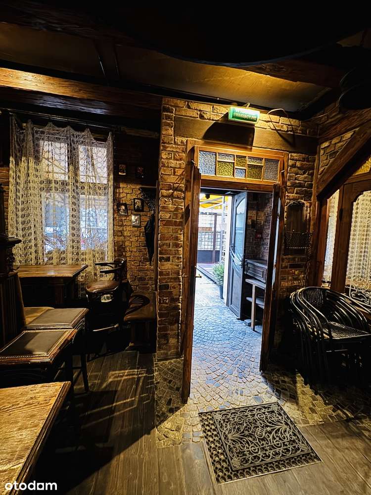 Funkcjonujący pub w centrum,ogródek piwny/lokal z najemcą-7