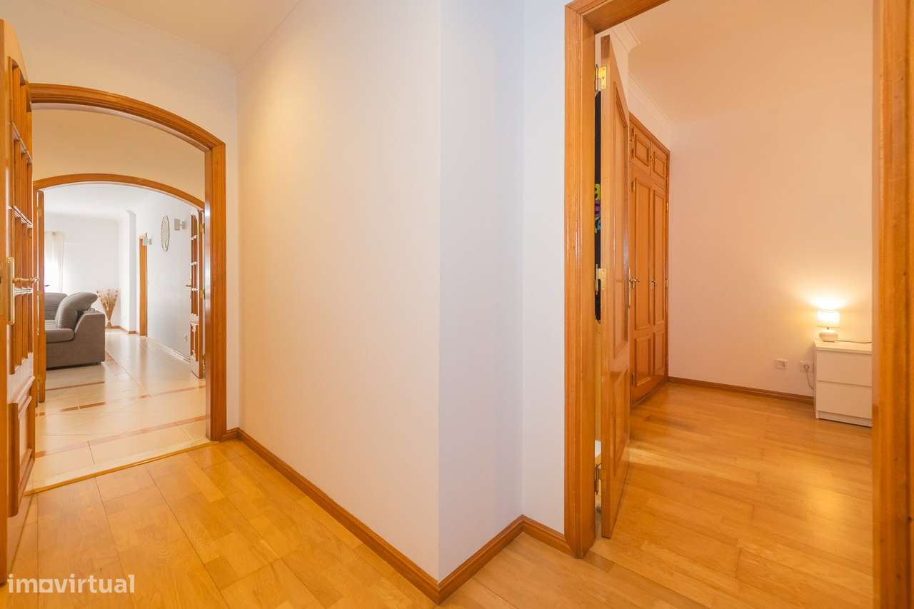 Apartamento T2 Venda em Queluz e Belas,Sintra-25