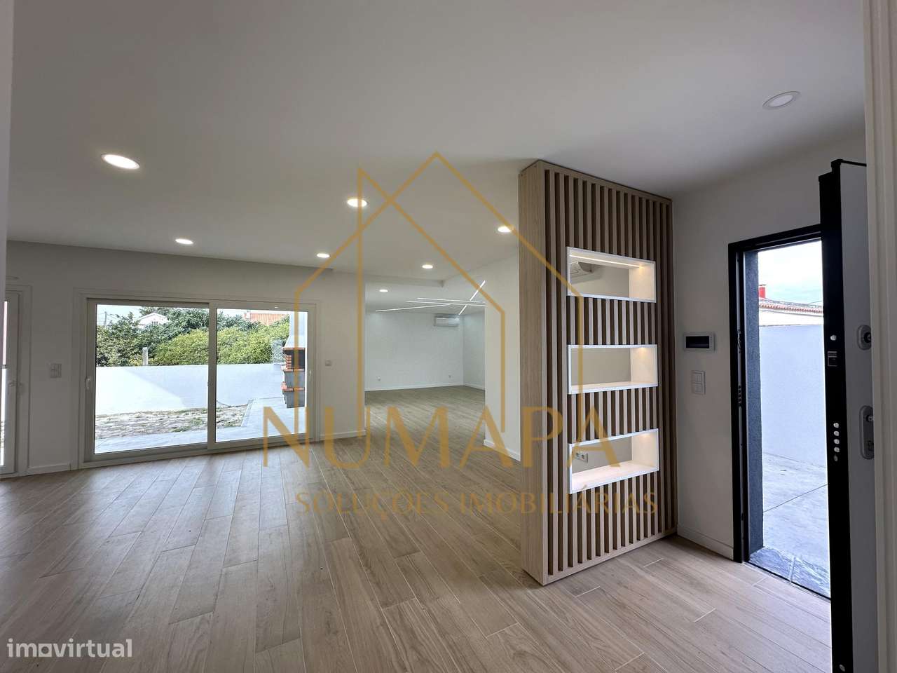 Moradia Isolada T4 em Quinta do Anjo, Palmela-2