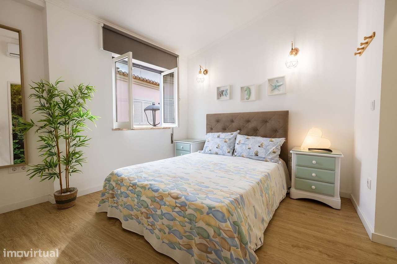 MORADIA T1 NO CENTRO HISTÓRICO DE LAGOS - Grande imagem: 5/17