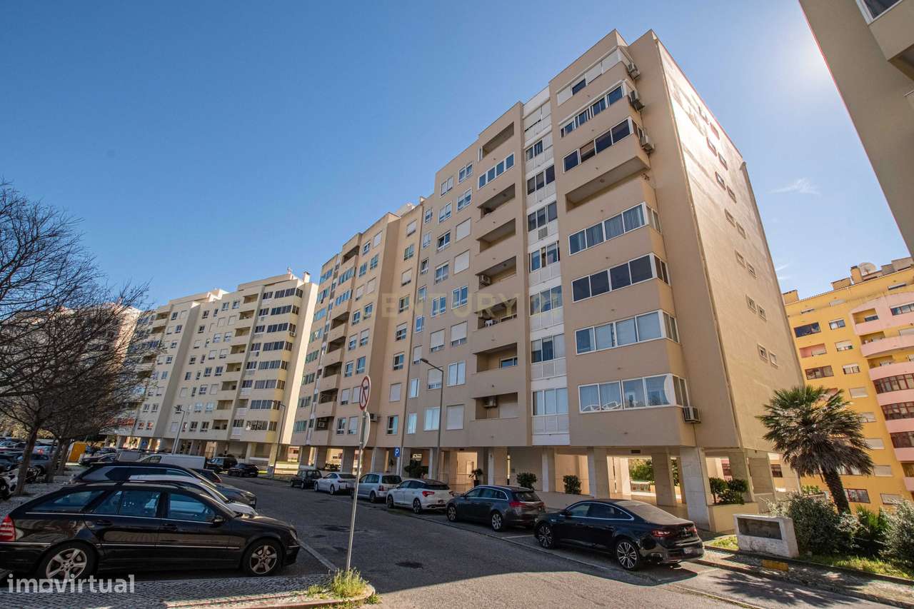 Apartamento T3 à Venda na Póvoa de Santa Iria –  (Quinta da Piedade 2ª-25