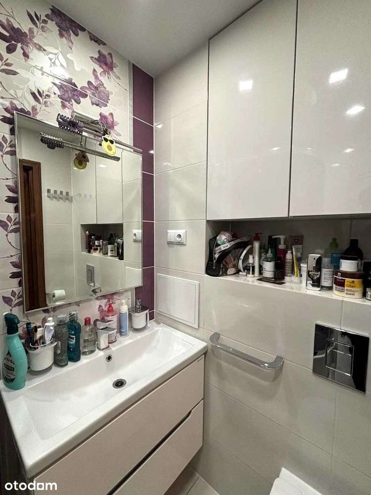 Trzy pokoje w dobrym standardzie parter-9