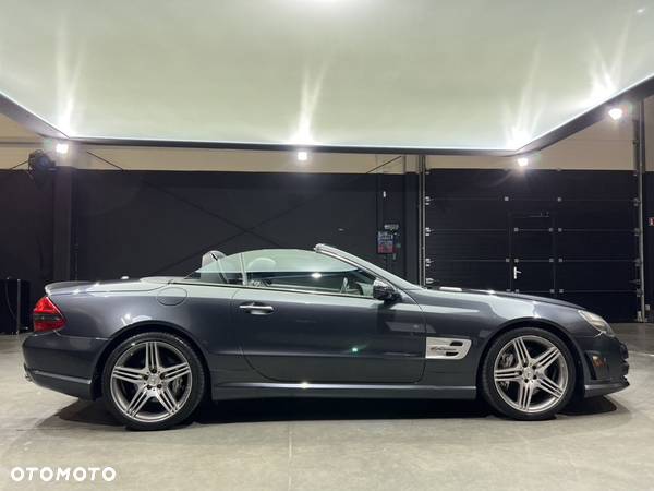 Mercedes-Benz SL 63 AMG SPEEDSHIFT MCT - 14