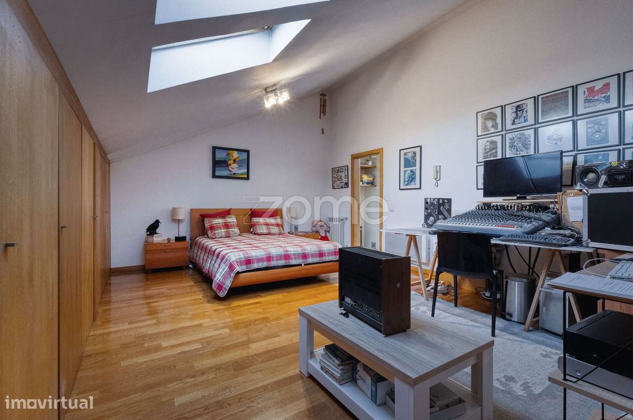 Moradia T4 com 4 suítes, na Rua Gomes Teixeira, Matosinhos-50