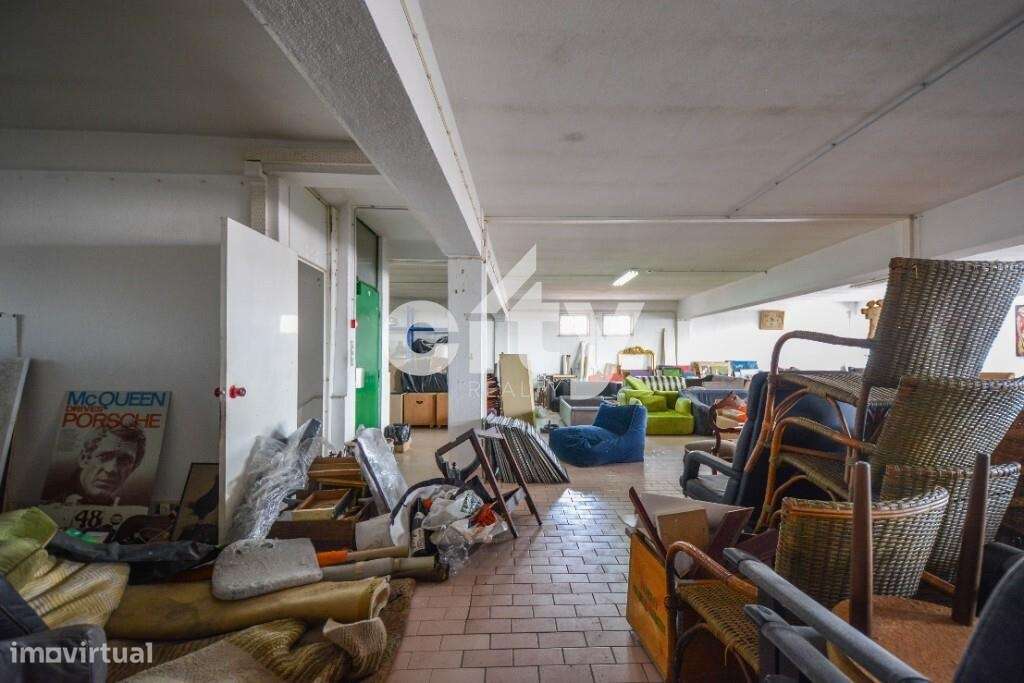 INVESTIMENTO - PRÉDIO EM ODIVELAS - VALE GRANDE - PONTINHA-12