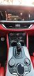Alfa Romeo Stelvio 2.0 Turbo 16V AT8-Q4 Ti - 22