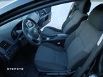 Toyota Avensis 1.8 Business Edition - 13