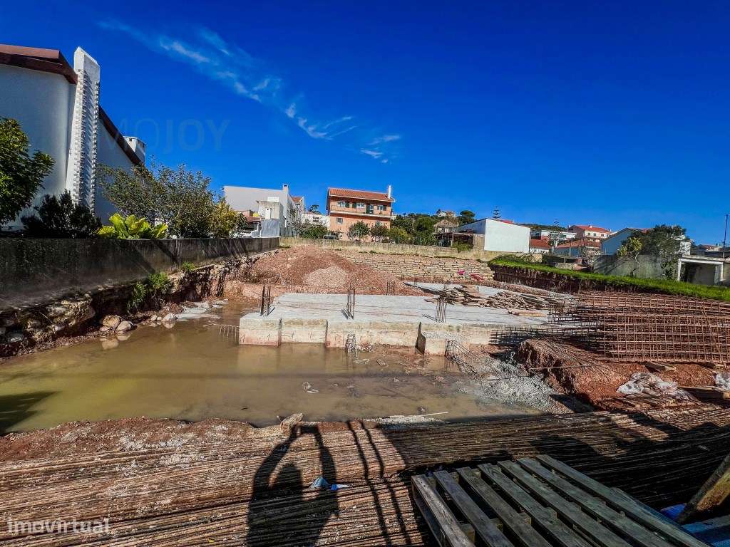 Moradia Térrea T4 para Venda em Algueirão - Grande imagem: 4/26