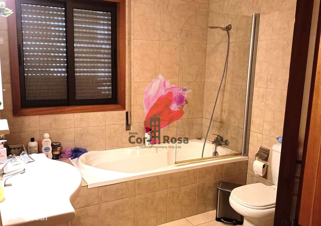 Moradia Geminada tipo T3 – Fareja-9