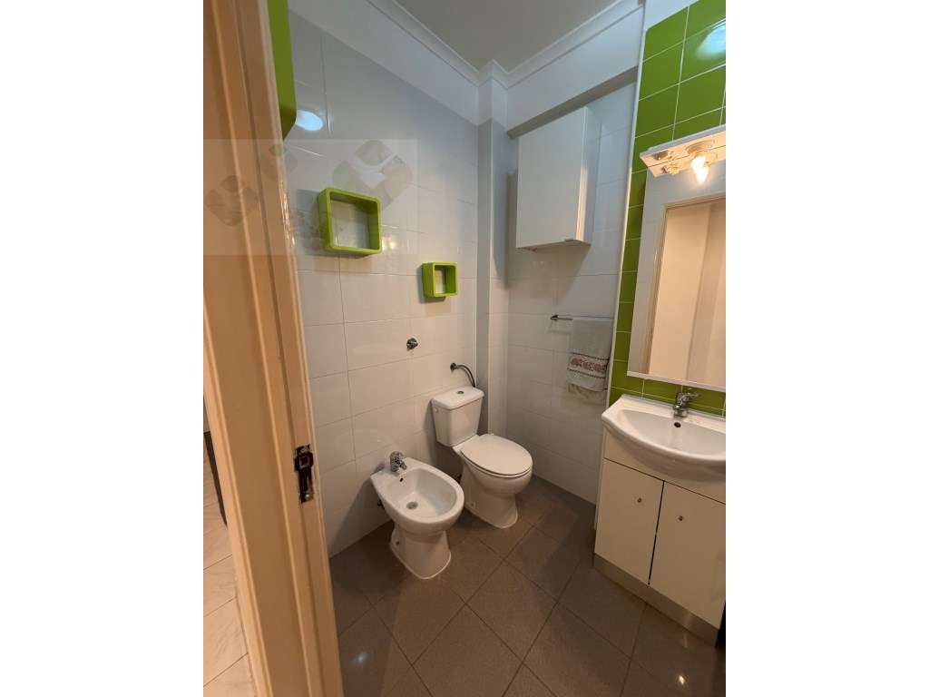 Excelente apartamento T1 na Av Pangim-17