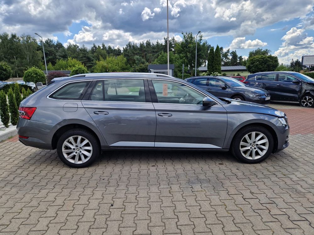 Skoda Superb III (2015-2023) 2.0 TSI Ambition DSG 2022
