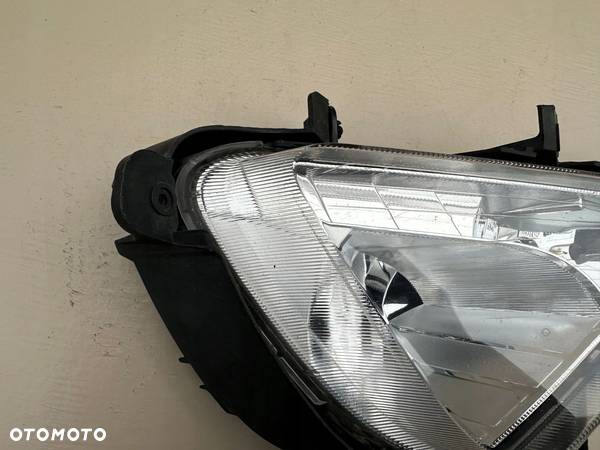 KIA SPORTAGE III 3 10-14R HALOGEN PRAWY LAMPA PRZECIWMGIELNA PRAWA PRZÓD - 3