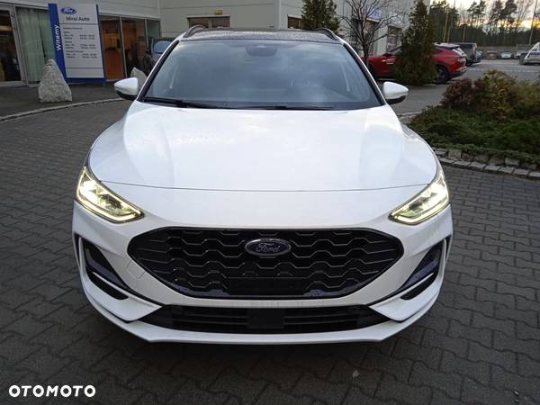 Ford Focus 1.0 EcoBoost mHEV ST-Line X - 2