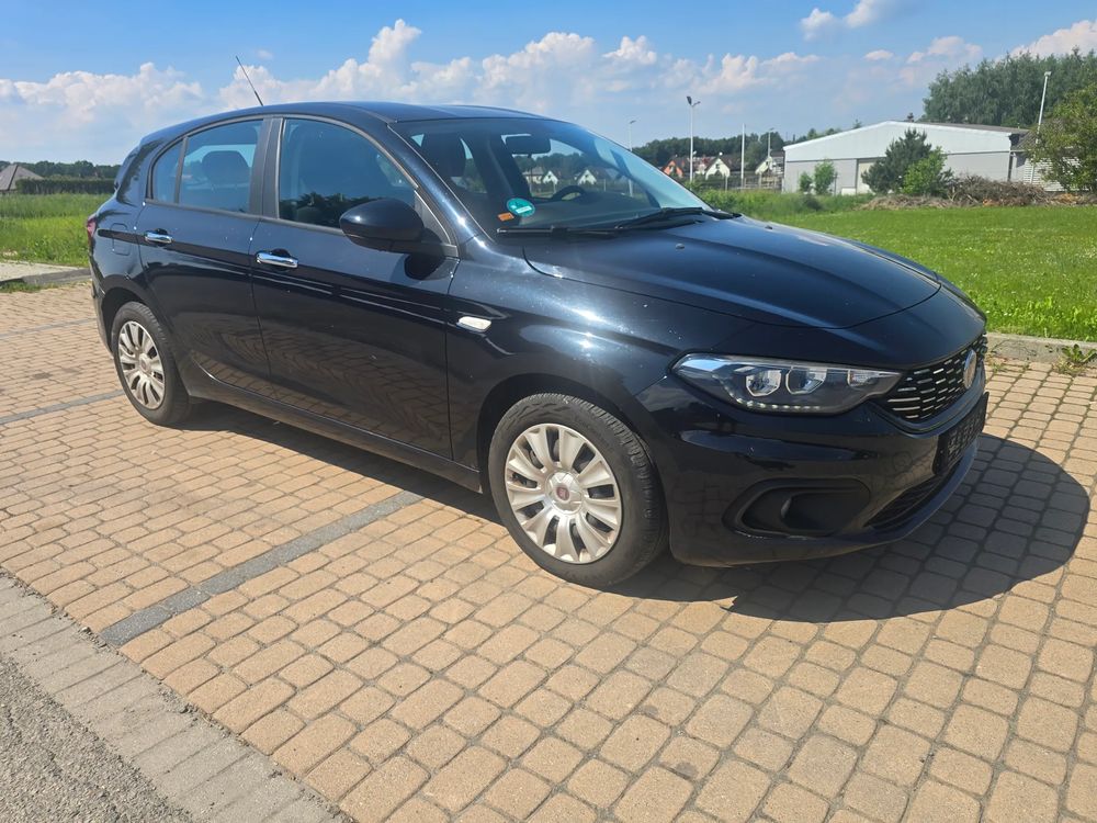 Fiat Tipo II 1.6 MultiJet Lounge 2016