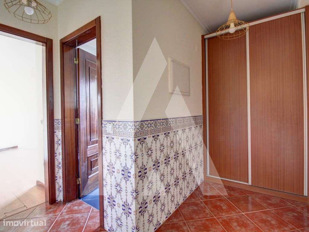 Apartamento T1 com garagem - Grande imagem: 3/25