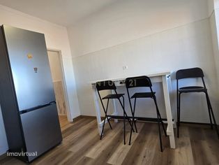 Apartamento T3 transformado em T2 totalmente remodelado no centro de M - Grande imagem: 5/22