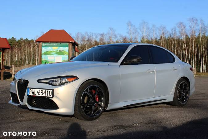 Alfa Romeo Giulia 2.0 Turbo 16V AT8 Veloce Ti - 18