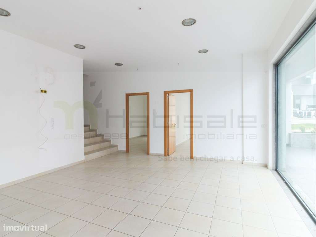 Loja de 152 m2, para venda, na Quinta da Memória, Odivelas. - Grande imagem: 4/22