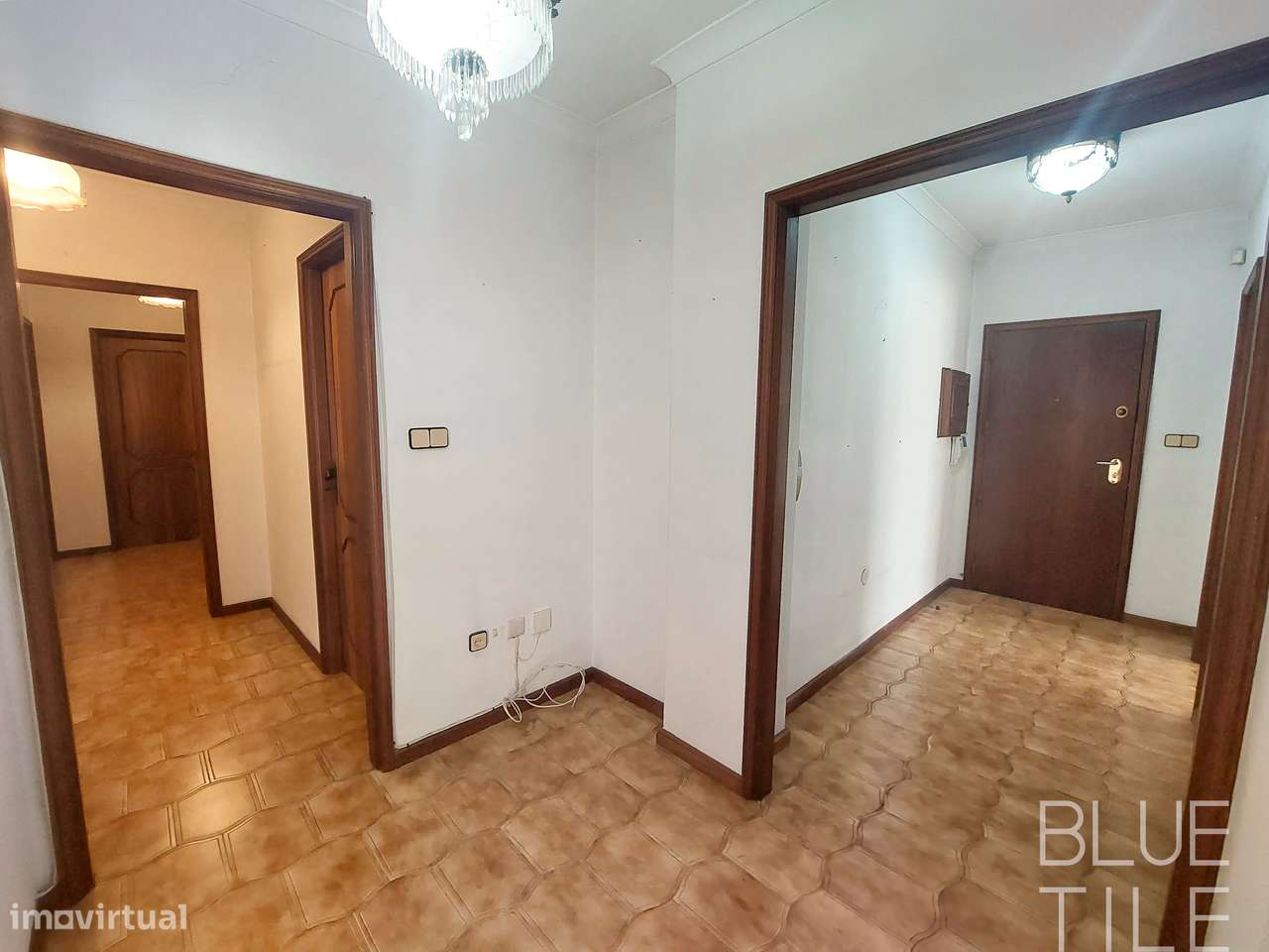Apartamento T4 em Serpa Pinto-18