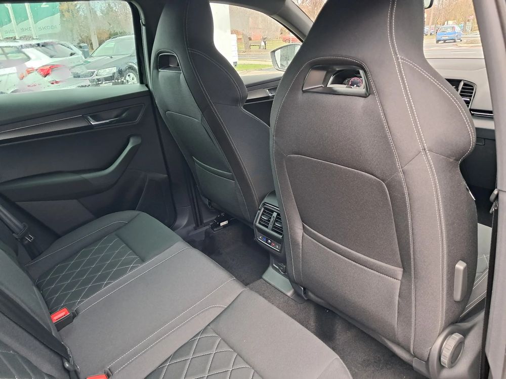 Rabat: -18 100 PLN Pakiet Travel Assist / koło zapasowe