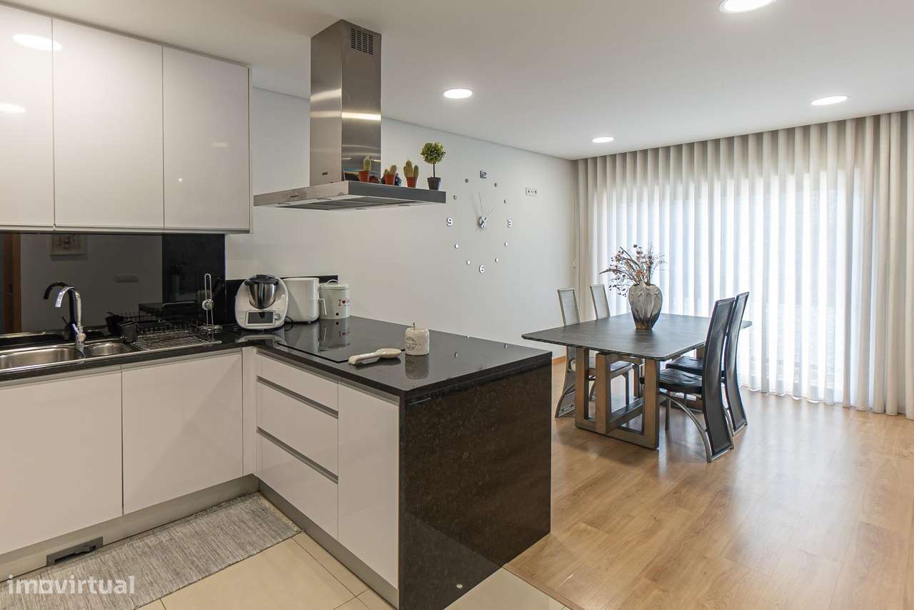 Moradia T3 em Lousada | Terraço e Garagem-35