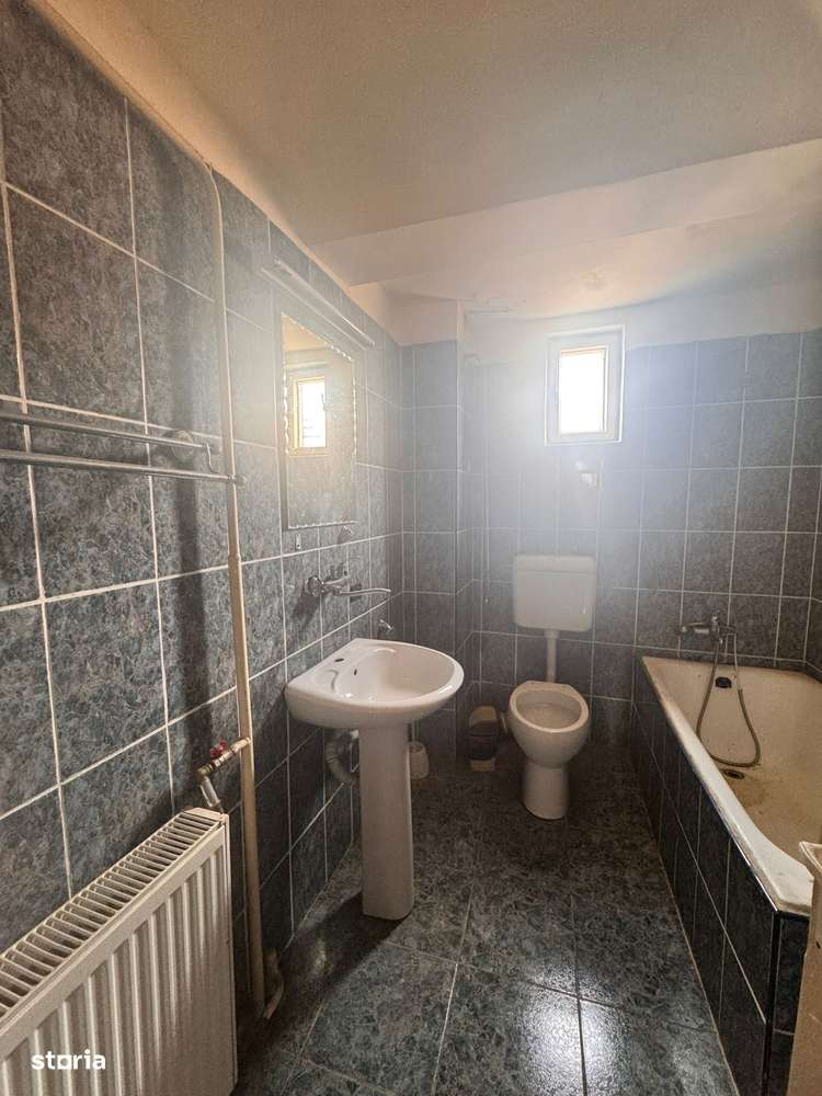 Motel 16 camere + Restaurant | 560 mp desfasurati si 608 mp teren-18