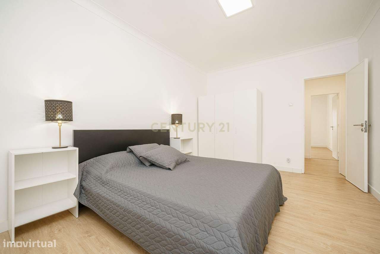 Apartamento T5 no Bairro do Liceu - Ideal para Famílias ou Investiment-11