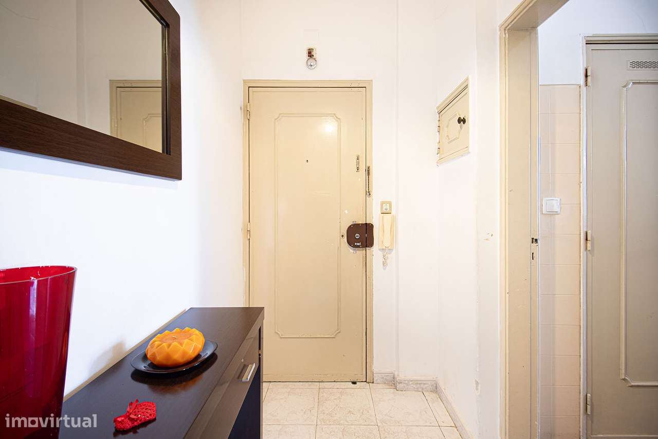 Apartamento T3 em Queluz de Baixo-16