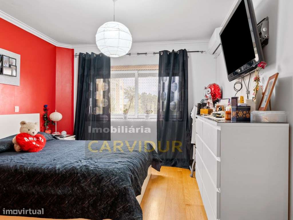 Barreiro/Vila Chã T2 com arrecadação e elevador-18