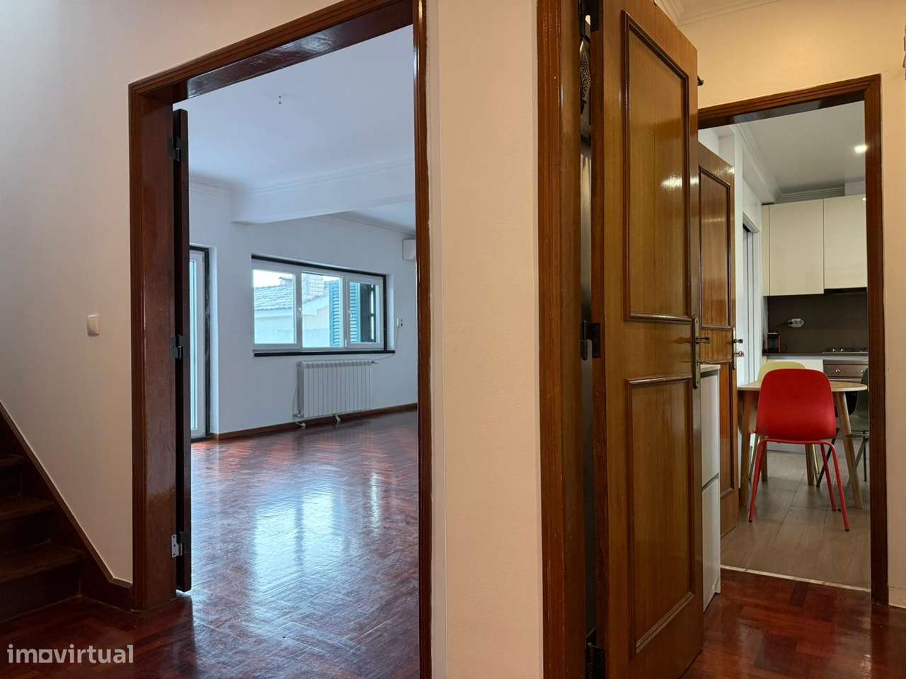 Moradia Familiar de Sonho: Conforto e Tranquilidade em Localização Pri - Grande imagem: 5/26