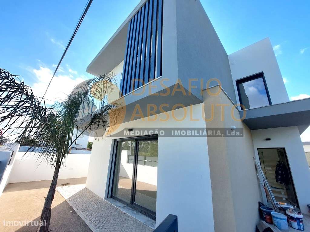 Moradia Isolada Duplex T4, c/ Piscina. Pinhal do General - Fernão F... - Grande imagem: 2/49