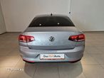 Volkswagen Passat 2.0 TDI DSG Comfortline - 8