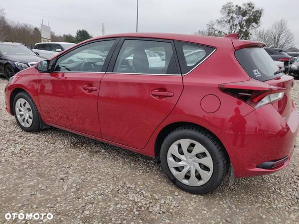 Toyota Auris 1.6 Comfort - 3