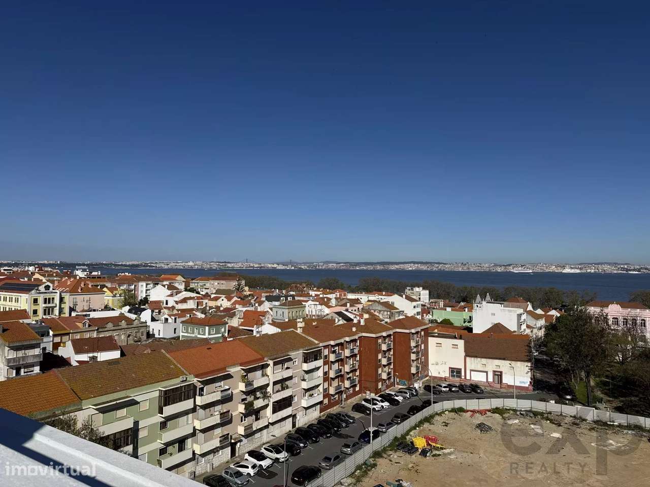 Não é apenas um T2, é um t2 com varanda com vista, lazer e qualidade d - Grande imagem: 3/54