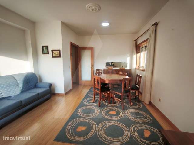 Apartamento T1 mobilado e equipado com varanda - Grande imagem: 5/22