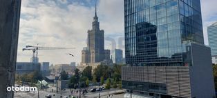 Dwustronne mieszkanie w sercu Warszawy