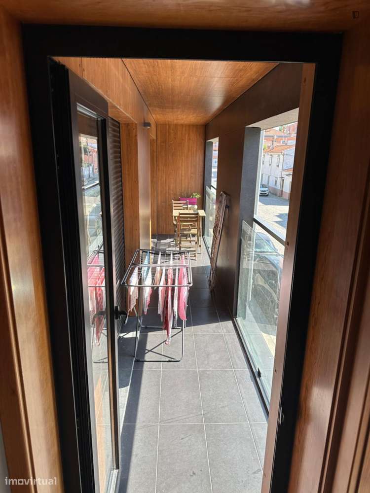 Quarto - localizado em Paranhos Porto - Grande imagem: 4/9