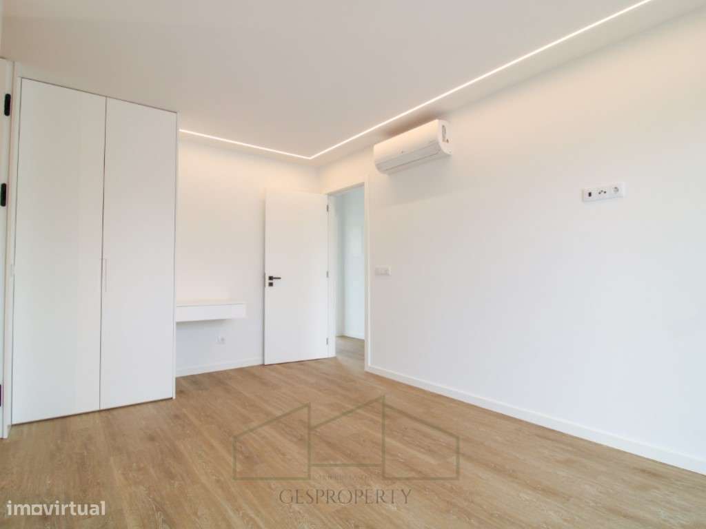 Moradia Isolada T3 com piscina pronta a escriturar na Aroeira-33