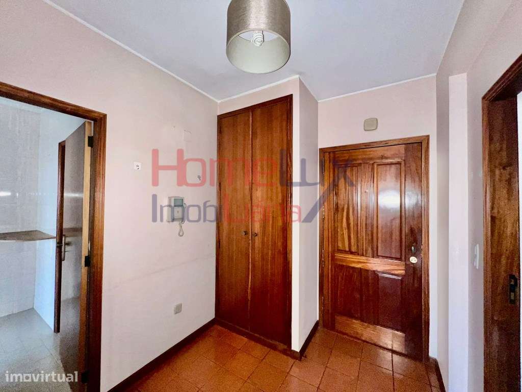 Apartamento T1 em Valbom - Grande imagem: 4/14