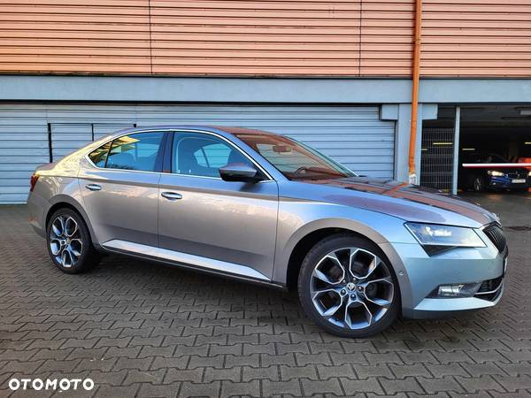 Skoda Superb 2.0 TDI DSG Sportline - 14