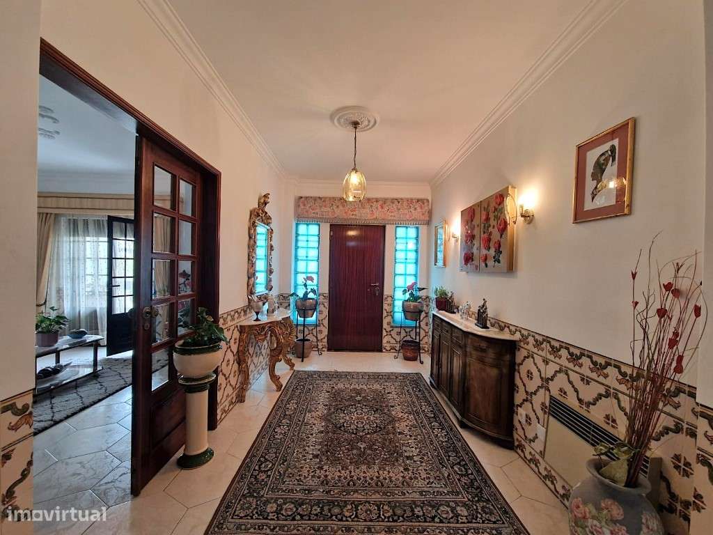 Moradia isolada como nova em Fernão Ferro-18