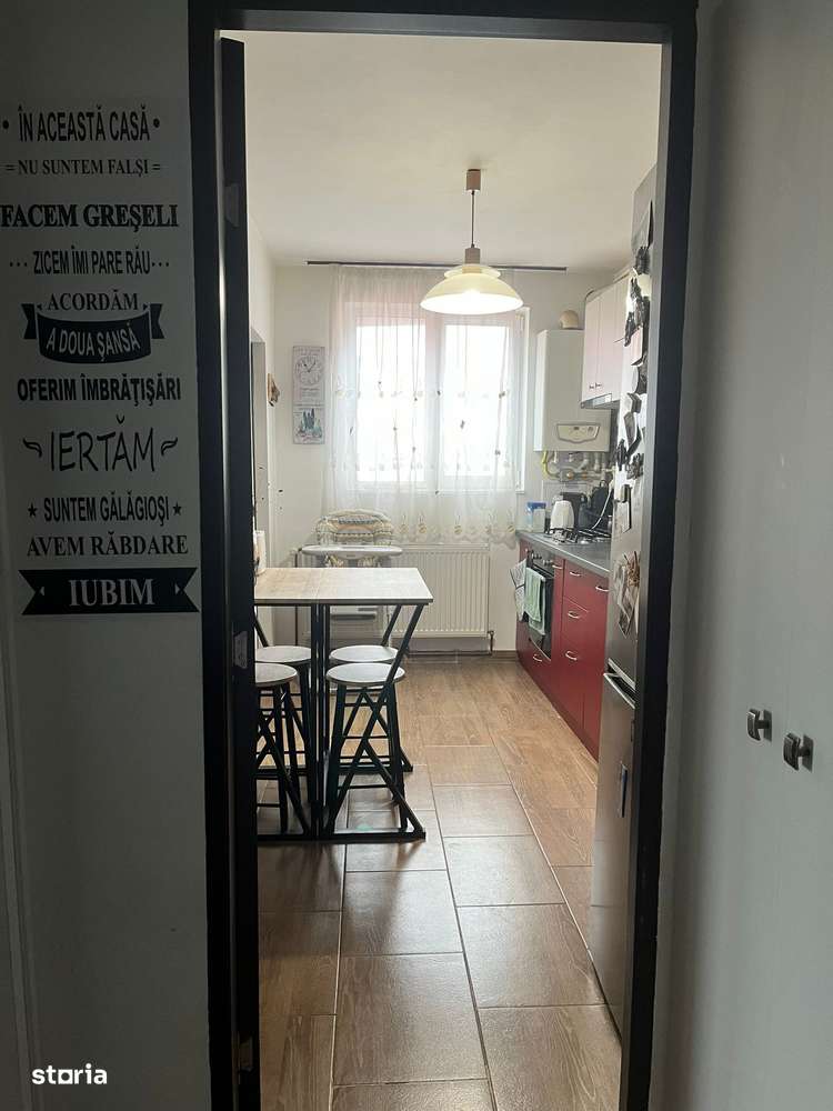 Urgent! 4 Camere 90mp tractorul aproape de piata și mall Coresi! - Imagine principală: 2/15