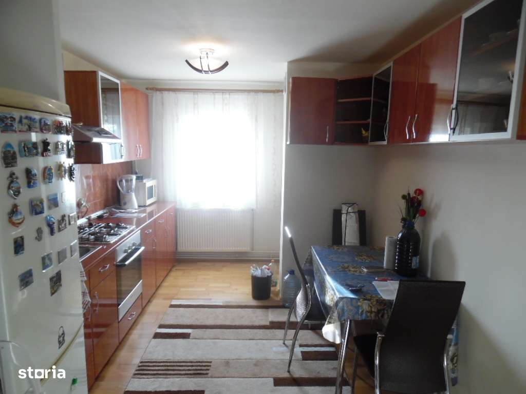 Inchiriez apartament 3 camere dec. Deva, Liliacului, + LOC DE PARCARE - Imagine principală: 4/20