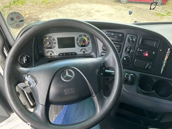 Mercedes-Benz Actros - 10